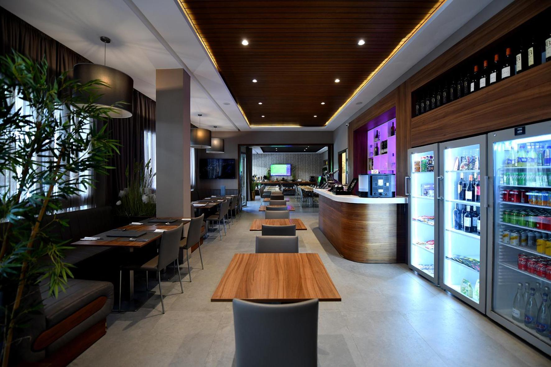 Ocean Park Hotel, Premium Suites & Wellness Casablanca Kültér fotó
