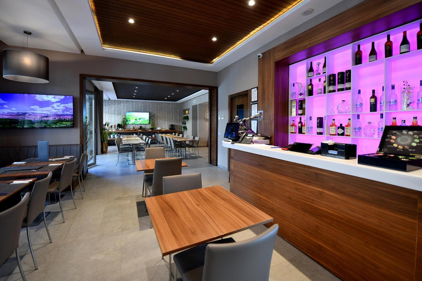 Ocean Park Hotel, Premium Suites & Wellness Casablanca Kültér fotó
